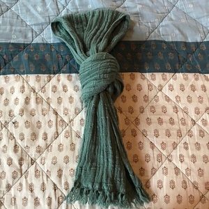 Japanese Okinawa hand made linen jade light scarf